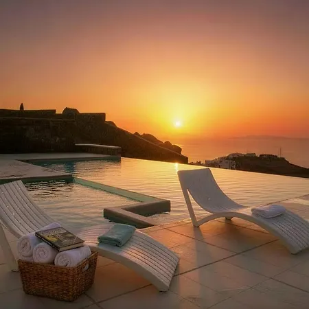 Mykonos Coralba - Luxury Living Houlakia
