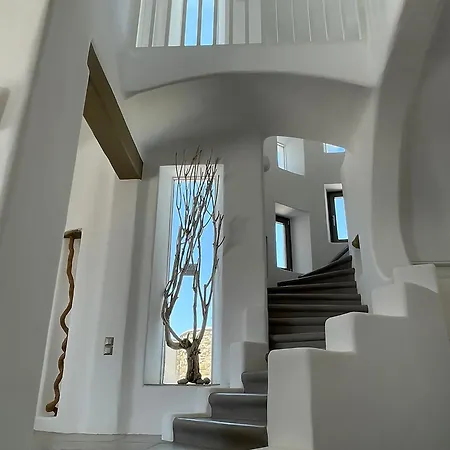 Coralba Houlakia (Mykonos)